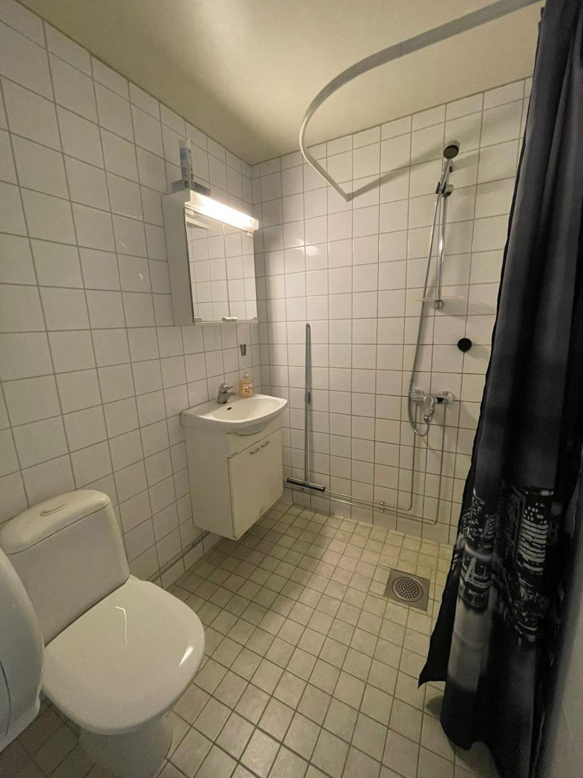 Asikkalan Motelli Vesivehmaa Rom bilde